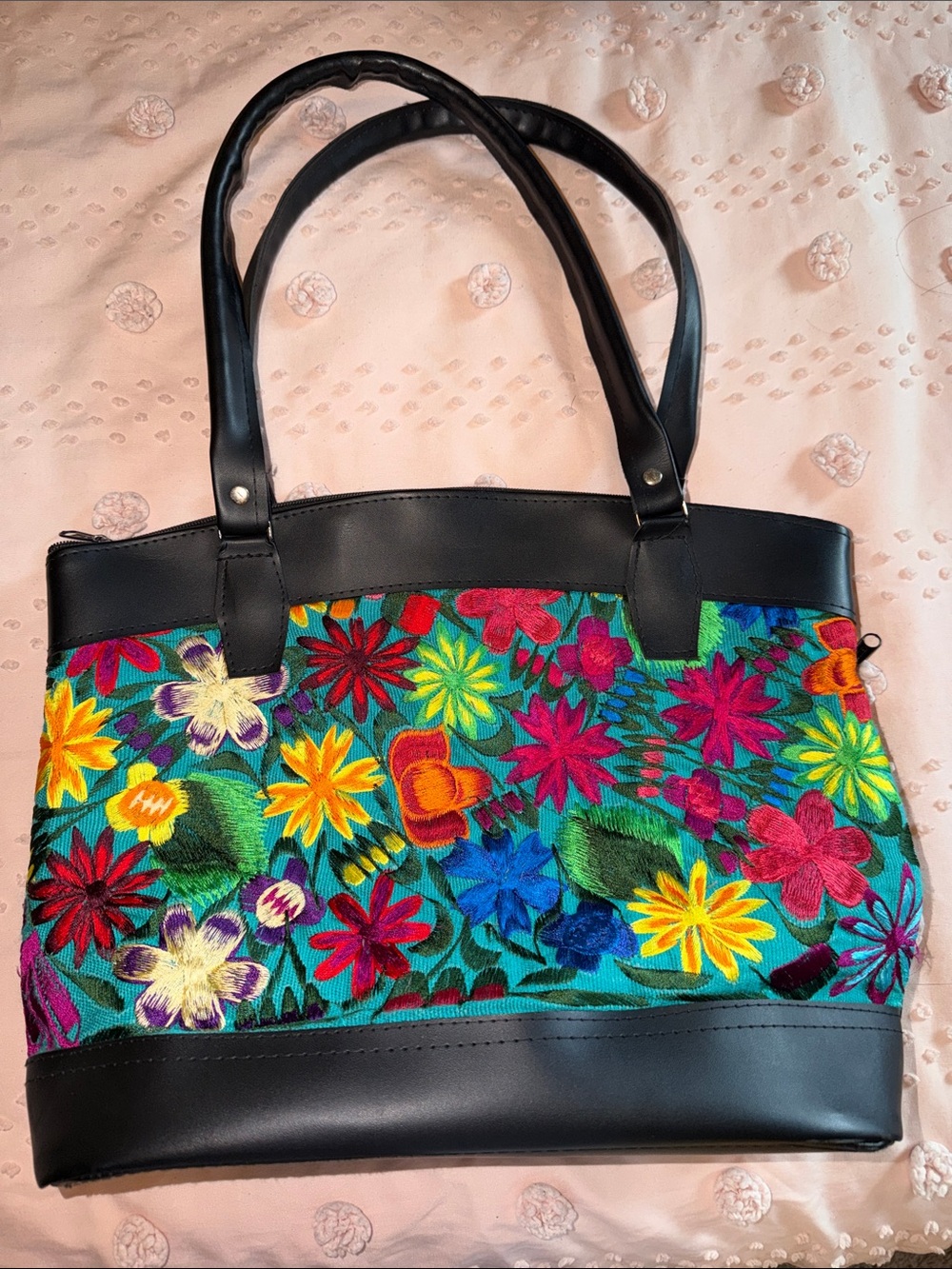 Embroidered Floral Tote Bag in Multi-Color